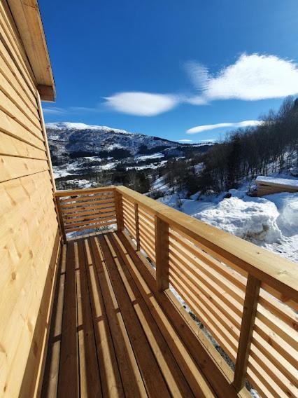 Molden 2-Fjellutsikt Og Jacuzzi Tilgang. Apartamento Luster Exterior foto