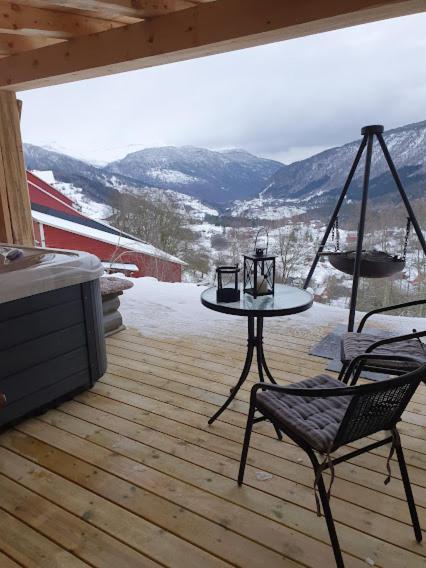 Molden 2-Fjellutsikt Og Jacuzzi Tilgang. Apartamento Luster Exterior foto