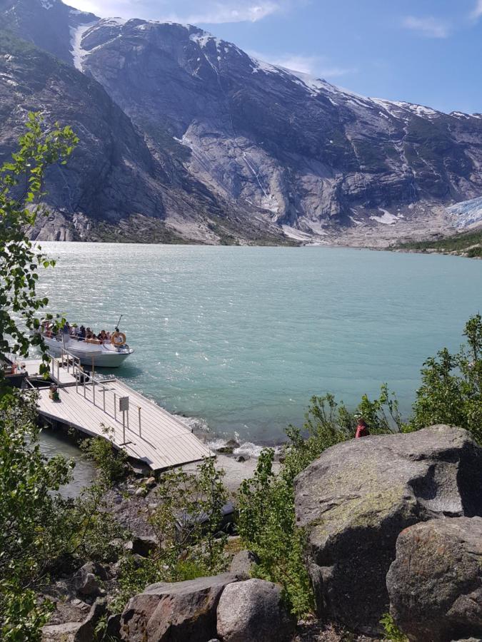 Molden 2-Fjellutsikt Og Jacuzzi Tilgang. Apartamento Luster Exterior foto